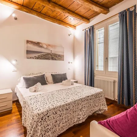 San Vitale Lägenhet *