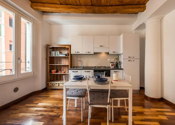 アパート San Vitale *